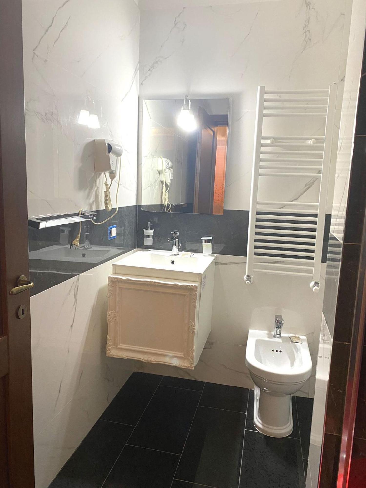 Il Vittoriano Aparthotel Porto Cesareo Luaran gambar