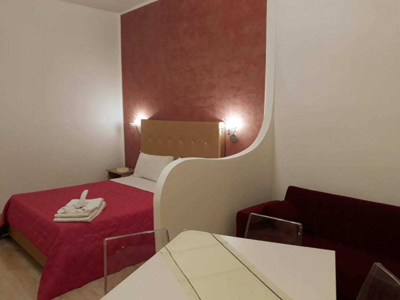 Il Vittoriano Aparthotel Porto Cesareo Luaran gambar