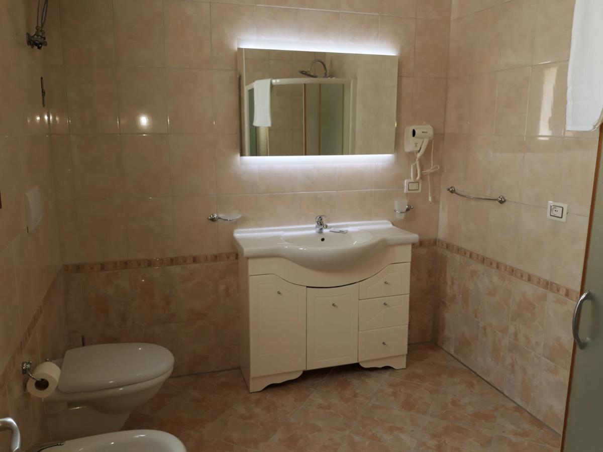 Il Vittoriano Aparthotel Porto Cesareo Luaran gambar